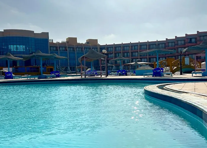 Sinaway Lagoon Aquapark And Szálloda