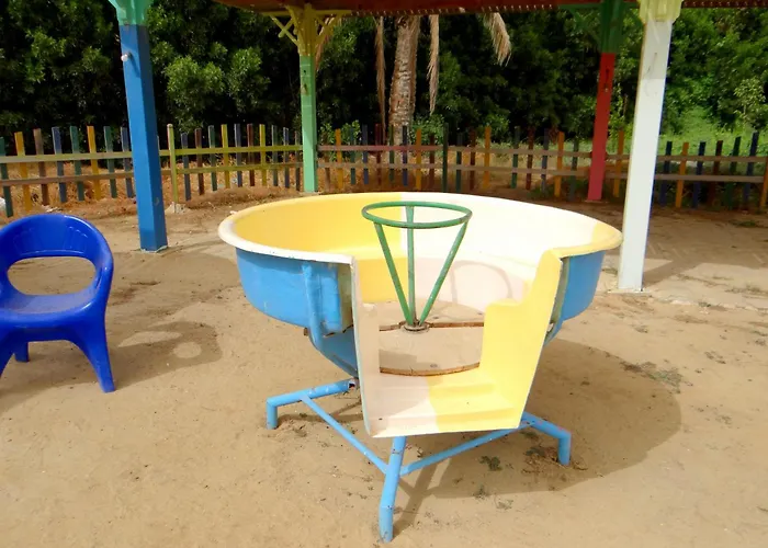 Sinaway Lagoon Aquapark And 4*