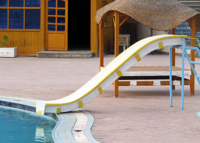 Sinaway Lagoon Aquapark And